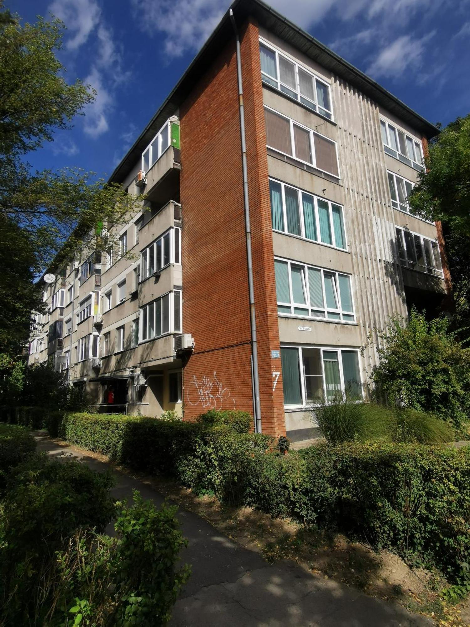 Comfy & Pleasant Apartment 10 Min Walk To Downtown 티미쇼아라 외부 사진